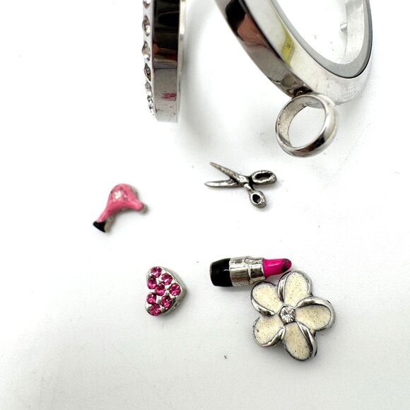 Origami Owl Round Silvertone Hairdresser Locket Rhinestones & Charms Hairdryer S - Picture 4 of 8